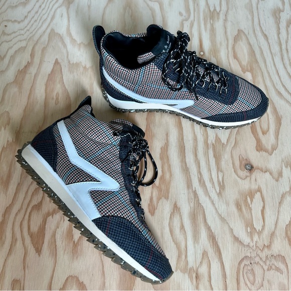 Rᴀɢ & Bᴏɴᴇ Rᴇᴛʀᴏ Hɪᴋᴇʀ ɪɴ Mᴜʟᴛɪ Pʟᴀɪᴅ - Picture 4 of 15